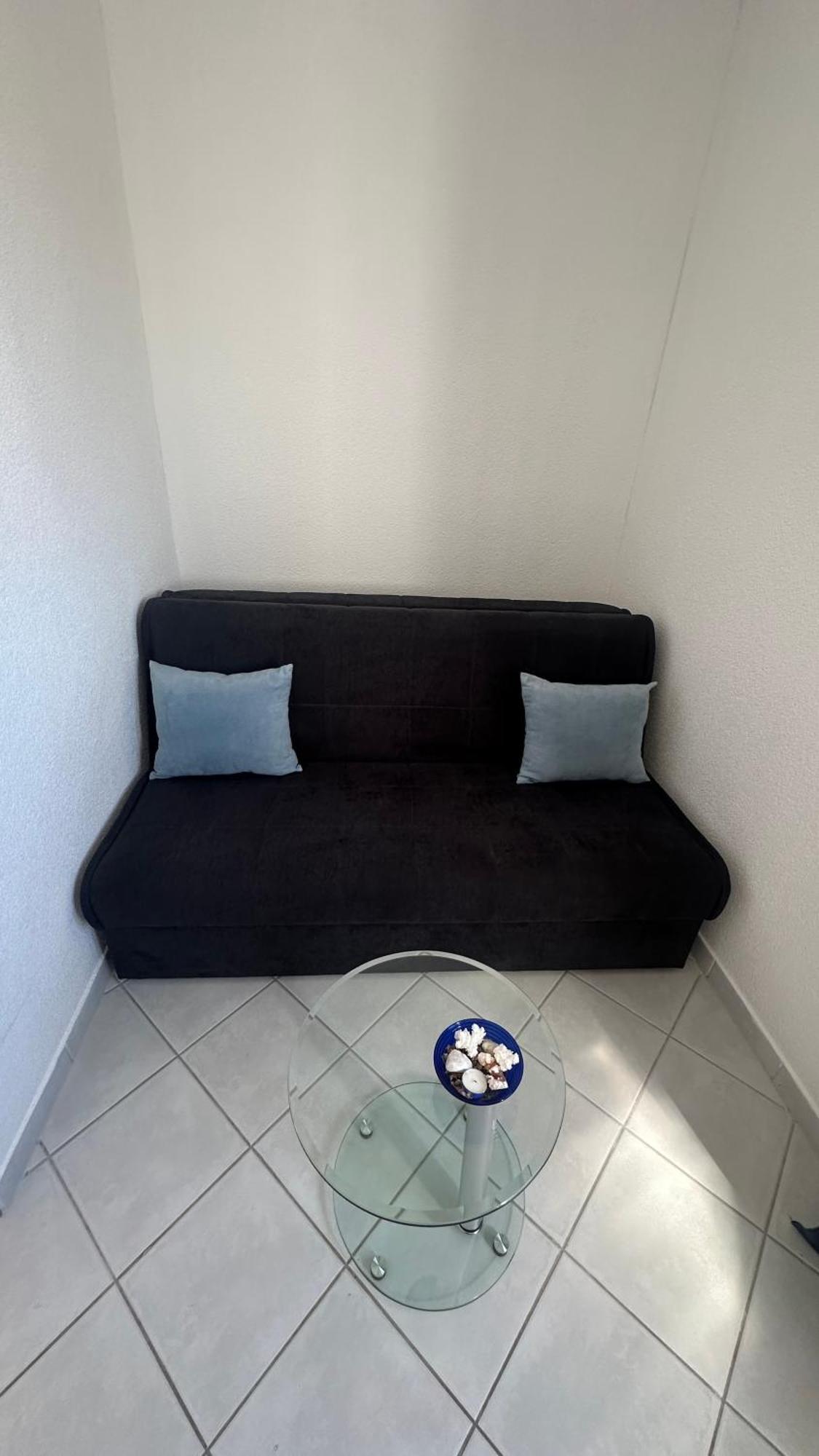 Apartment Arleta โตรกีร์ ภายนอก รูปภาพ